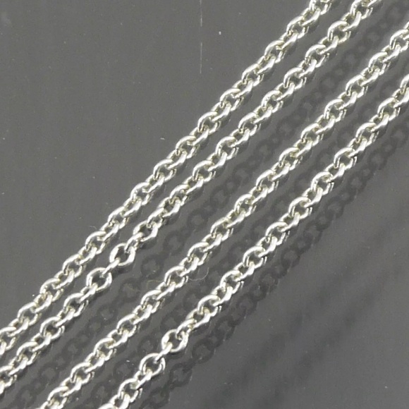 Tiffany&Co sterling with a Diamond mini charm with  original  chain unisex. - Picture 7 of 12